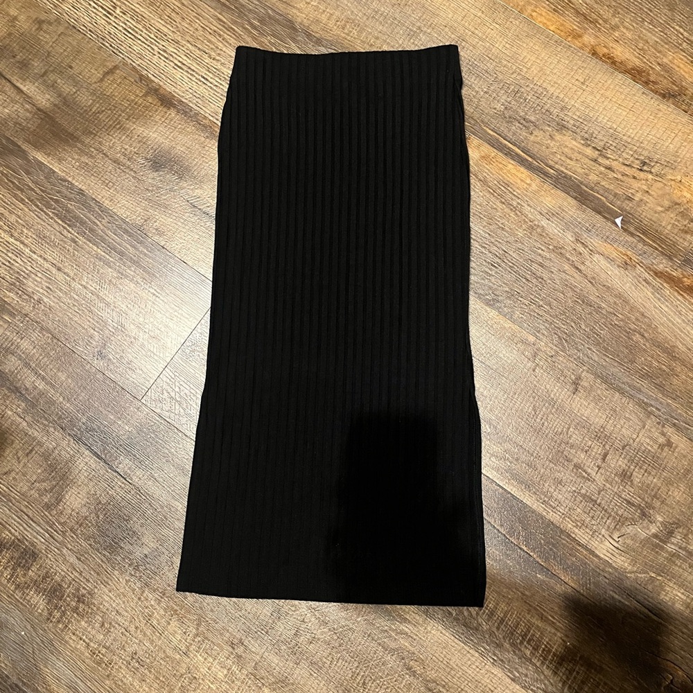 Black pencil skirt NWOT